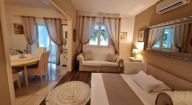 Holiday apartment with 1 room for 5 persons — photo 2