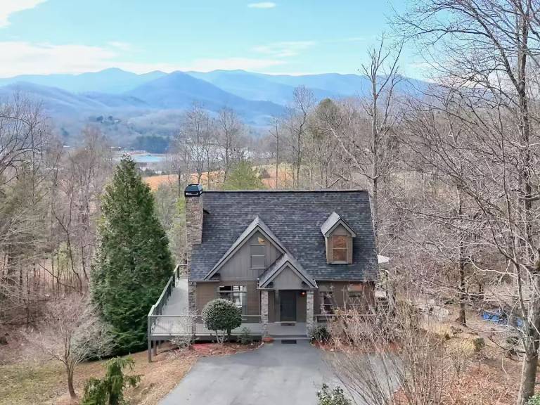 Cabin Hiawassee