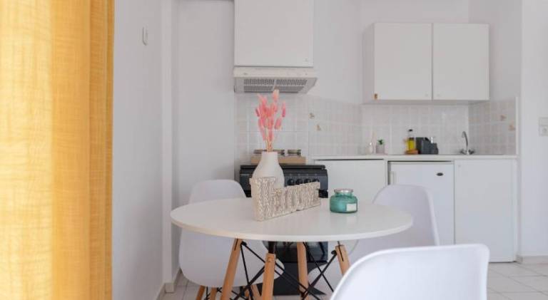 Rental apartment with terrace — photo 2
