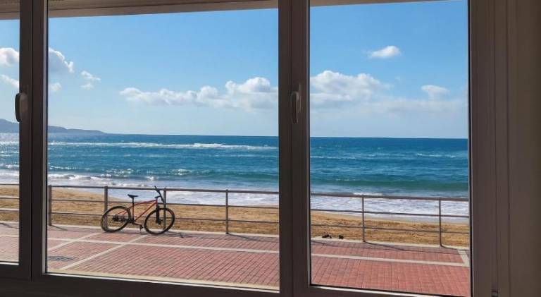 Beautiful rental apartment | Beach nearby | Pets allowed in Las Palmas de Gran Canaria
