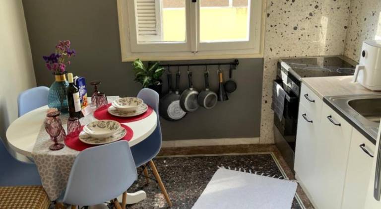 Holiday apartment with patio — photo 5