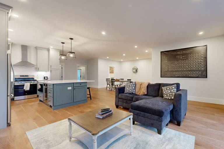 House  Forestdale