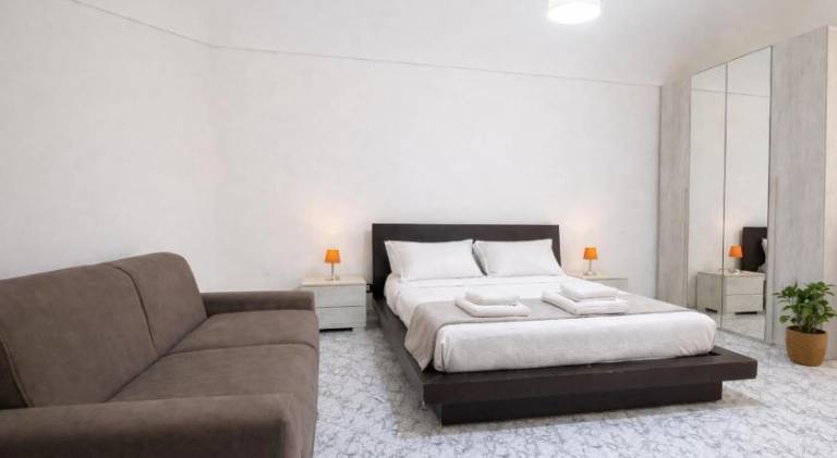 Holiday apartment with 1 room for 6 persons in Castellammare di Stabia