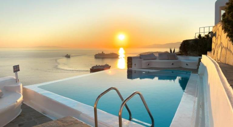 Apartment with terrace, pool & jacuzzi | Dogs allowed in Mykonos