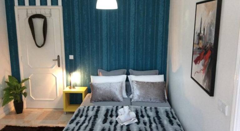 Comfort in the Downtown — photo 2