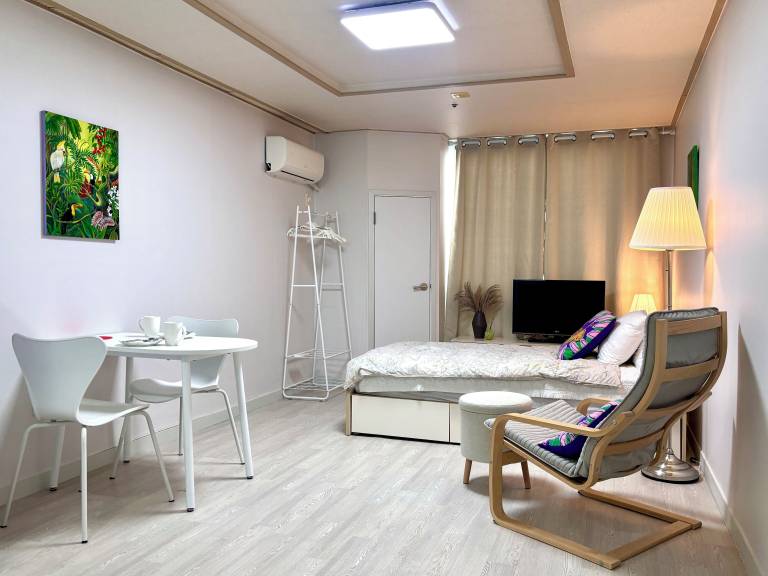 Apartment Yeongjong-daero