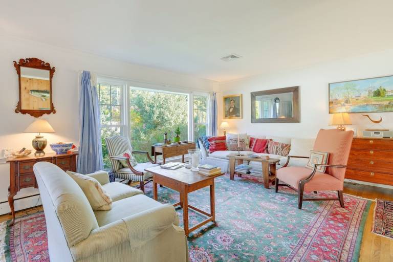 Cottage  Hyannis