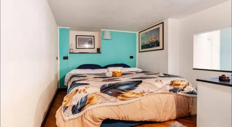 Apartment with 1 room for 4 persons in Genoa