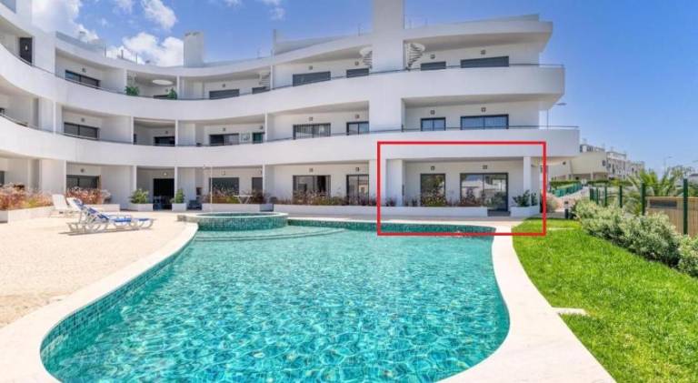 Fully equipped apartment with private pool, garden & BBQ | Close to the beach | Dogs allowed in Portimão