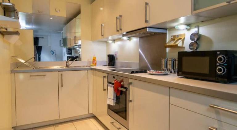 Holiday apartment | Next to Riverside Museum | Pets are welcome — photo 4
