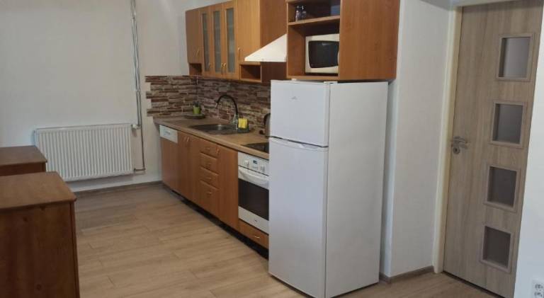 Holiday apartment with garden, patio & barbecue — photo 3