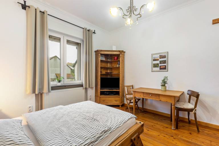 Lovely rental apartment with fast internet & yard | City view | Good for workation | Pets allowed — photo 5