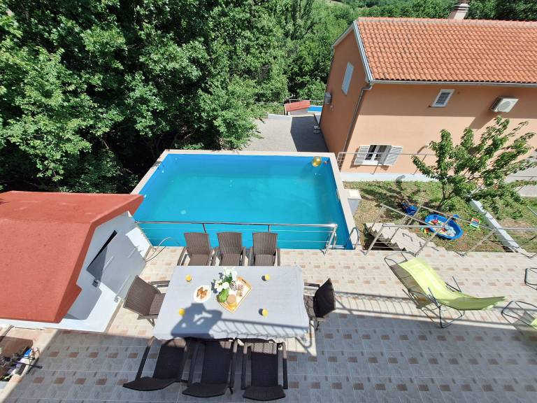 Vacation home with grill, private pool & yard | Garden view | Pets are welcome in Crikvenica