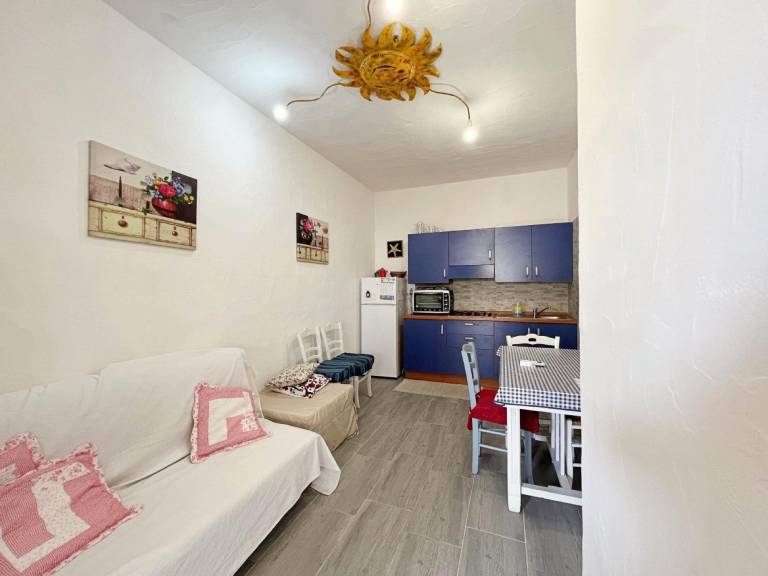 Holiday apartment with terrace, yard & BBQ | Garden view — photo 4