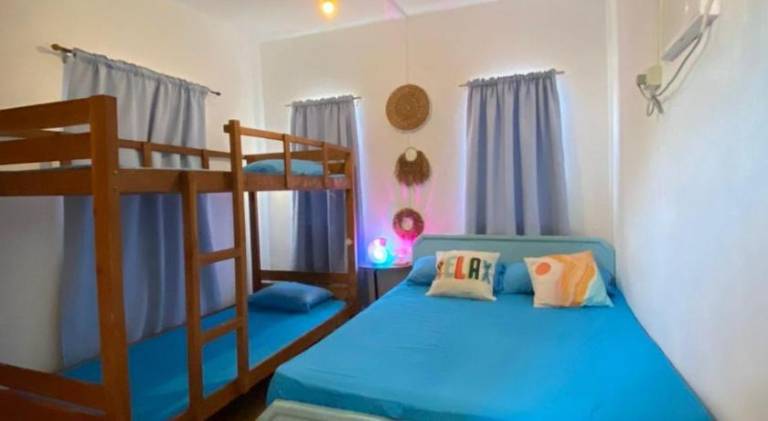 Philipp's Beachfront Cabin - Calatagan — photo 2