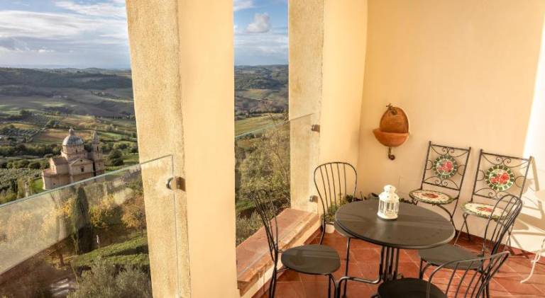 Il Vescovo, Incredible Attic in center of Montepulciano, Luxe — photo 4