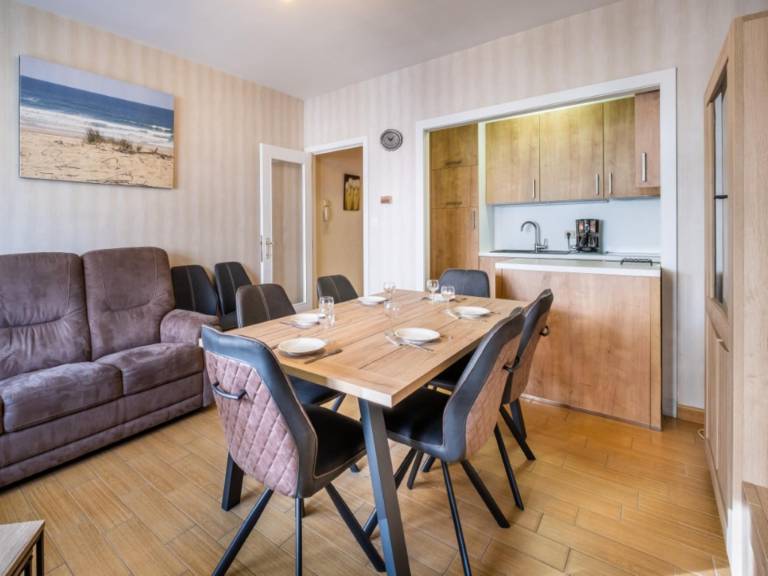 Holiday apartment with 3 rooms for 6 persons — photo 3