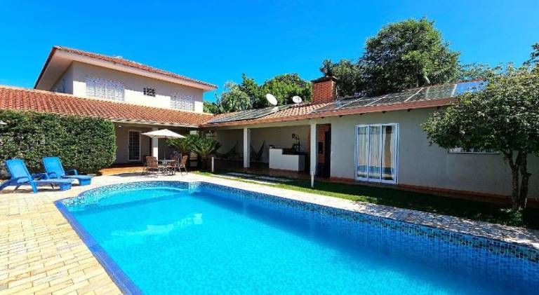 House with hot tub & pool | Perfect for remote work in Sao Roque