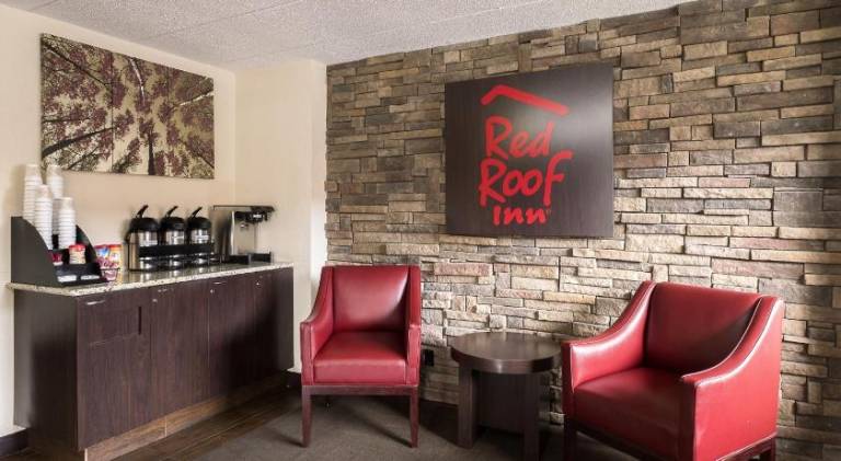 Red Roof Inn Chicago-O'Hare Airport/ Arlington Hts — photo 5