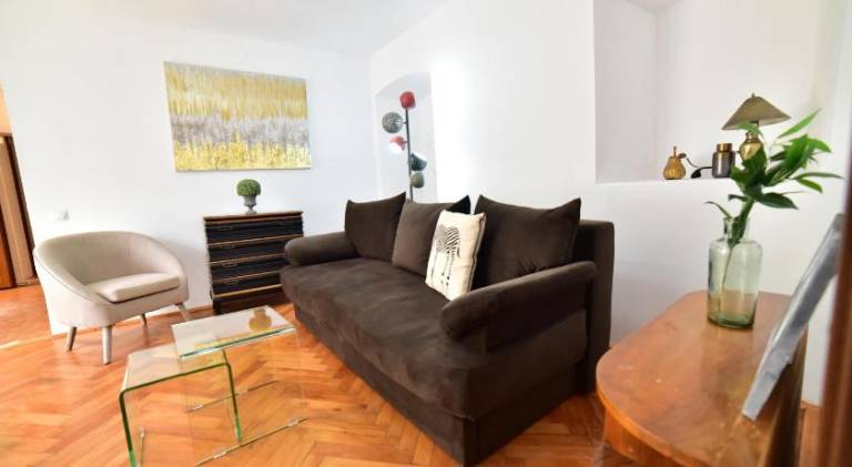 Holiday apartment with 2 rooms for 6 persons — photo 3