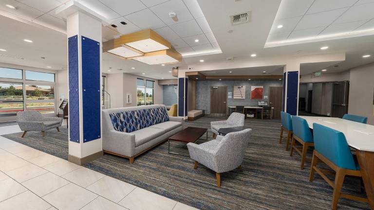 Holiday Inn Express & Suites Ridgecrest - China Lake By IHG in Ridgecrest, CA