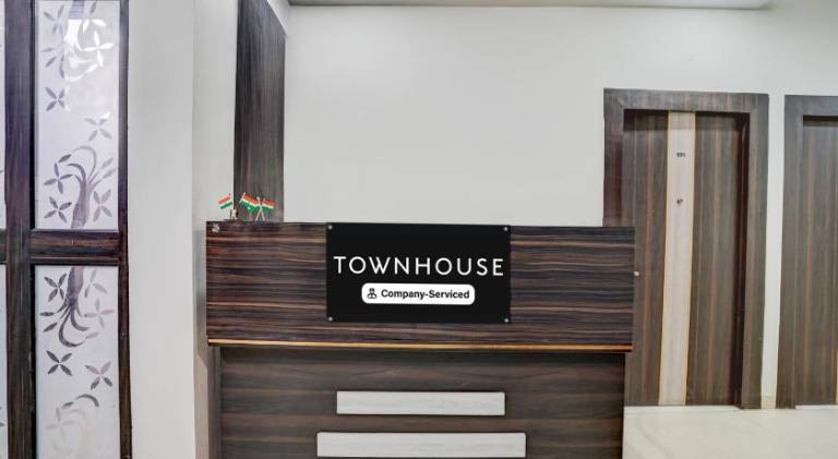 Super Townhouse Faizabad Road Opp BBD University — photo 3
