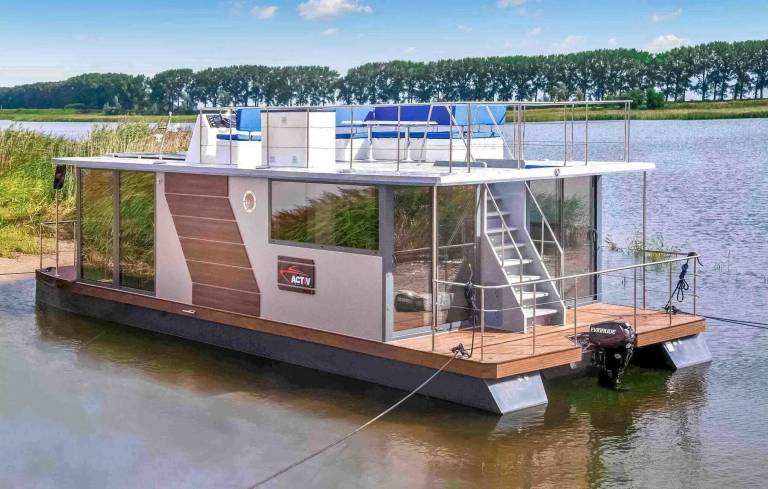 Houseboat  Mikoszewo