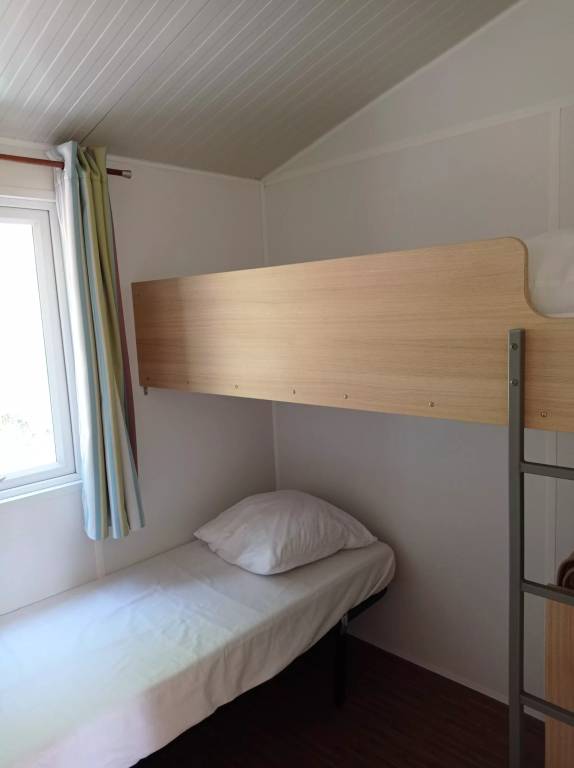 Campsite Le Roc del Rey - Mobile-home Tithome without toilet blocks 4 people — photo 4