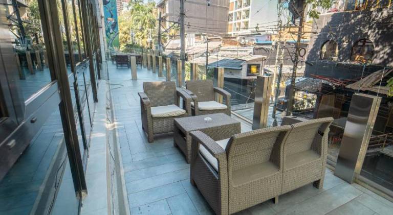 One million Luxury Suites — photo 3