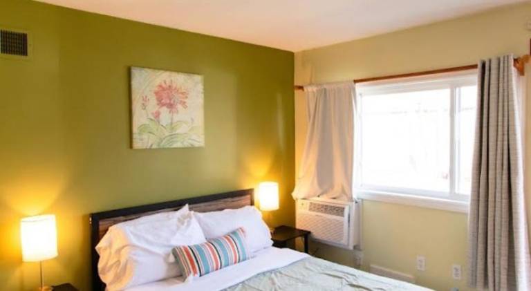 Washington Park Motel Deluxe Studio — photo 2