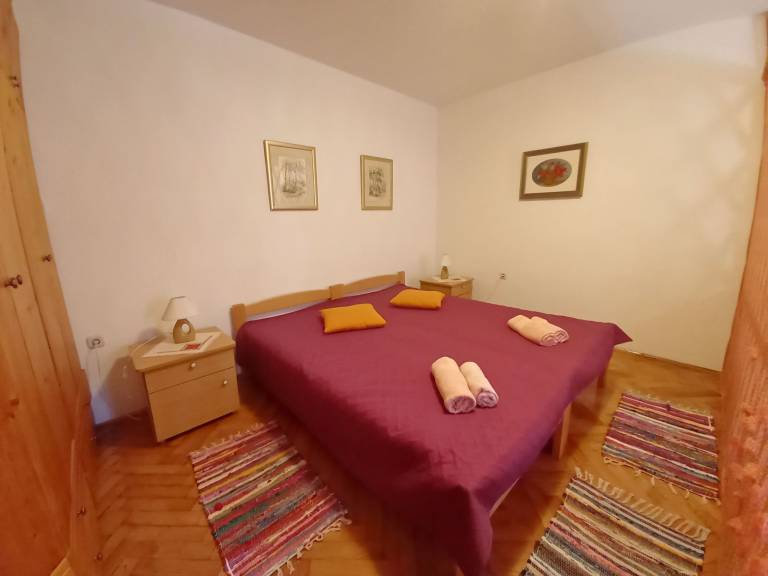 Apartment with yard & terrace | Nature view — photo 3