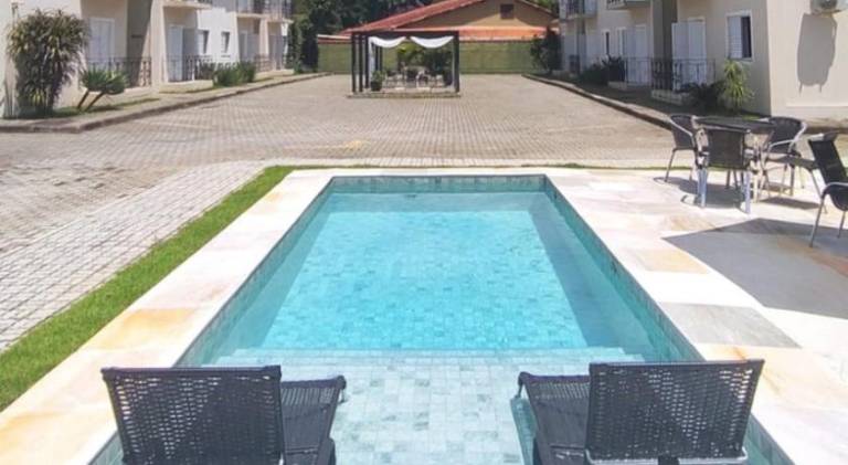 Rental apartment with grill, garden & pool | Pets are welcome — photo 3