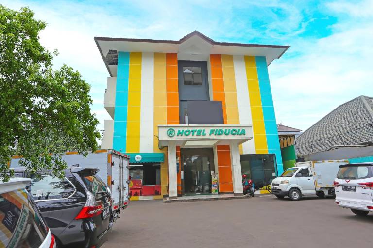 Luxury Deluxe DBL Retreat W Free WiFi and Parking