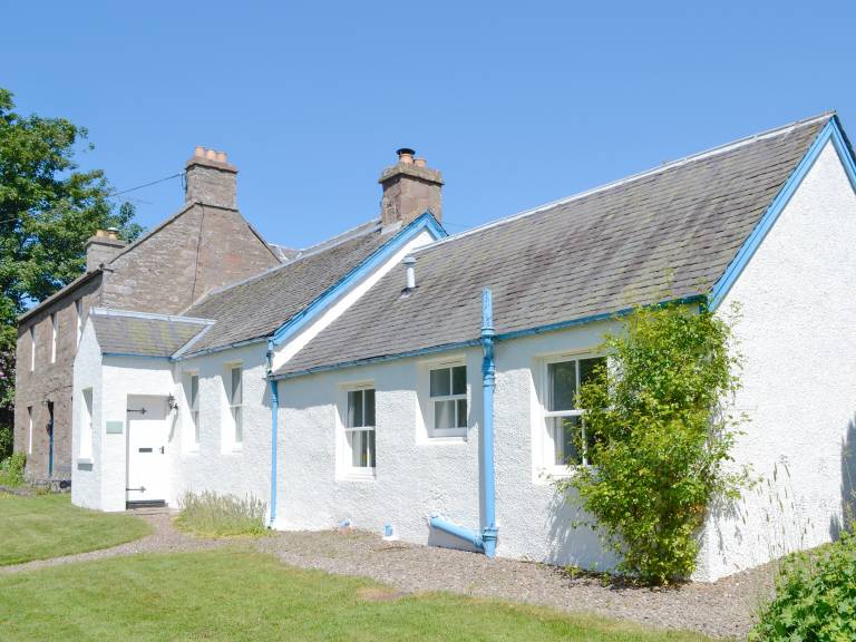 Cottage Kettins