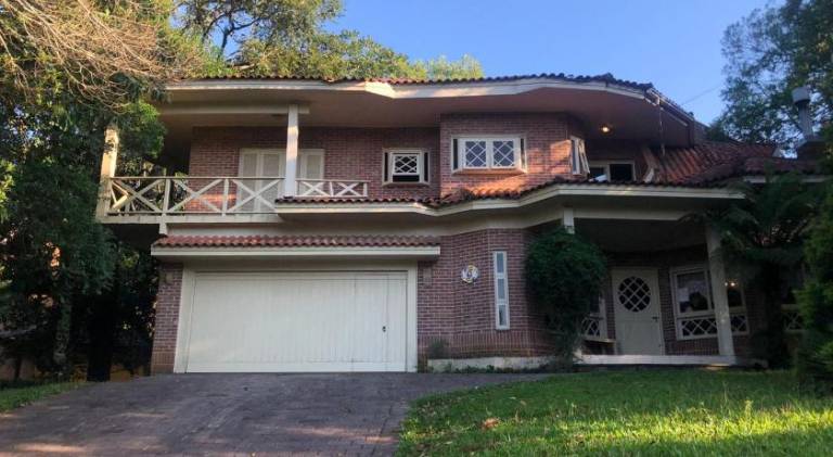 420 m&sup2; Ferienhaus