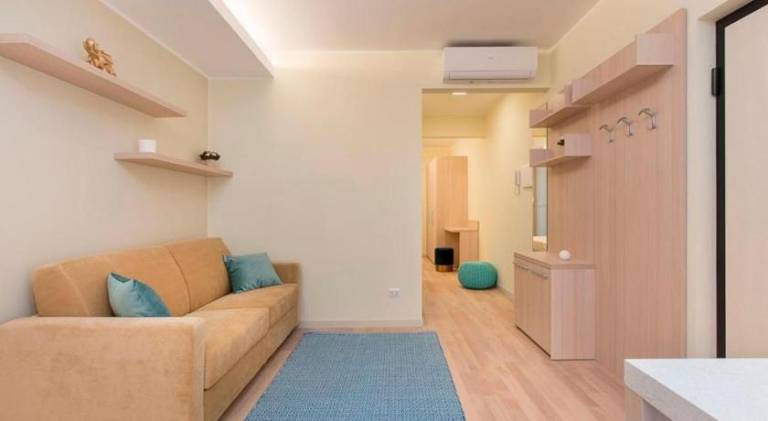 Rental apartment with 1 room for 4 persons in Como