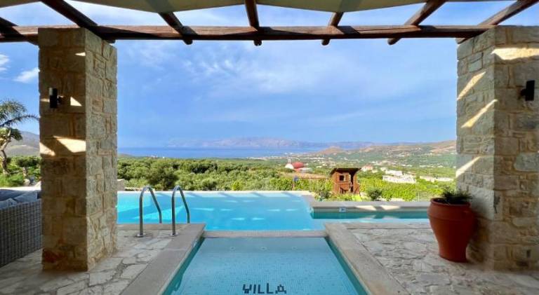 Fully equipped wonderful villa with terrace, barbecue & private pool | Perfect for remote work | Pet-friendly — photo 3