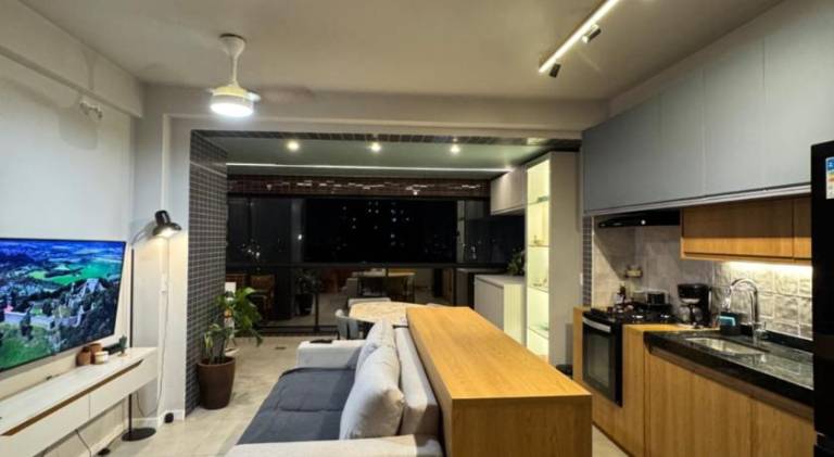 Apartment with pool — photo 2