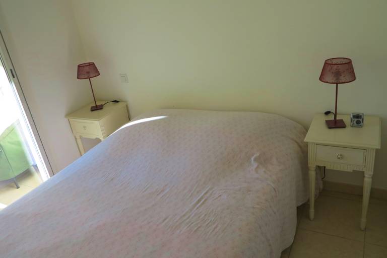 Holiday apartment with patio & private pool | Pets allowed — photo 3