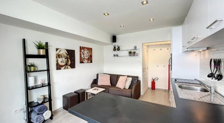 Apartment with 1 room for 4 persons — photo 2