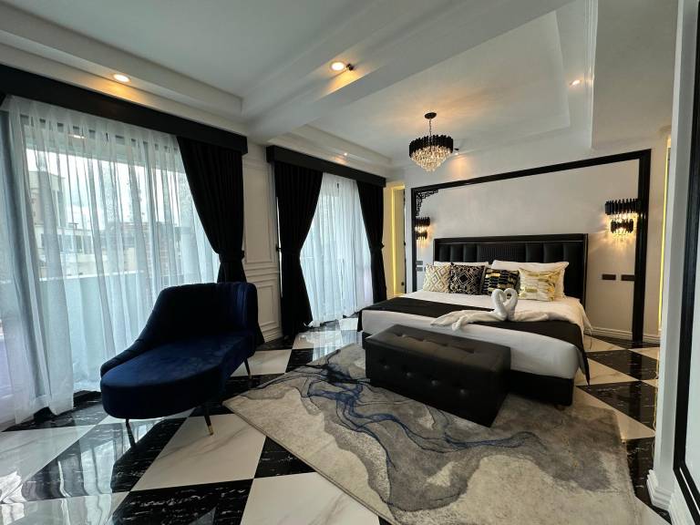 Holiday apartment with patio in Pasay