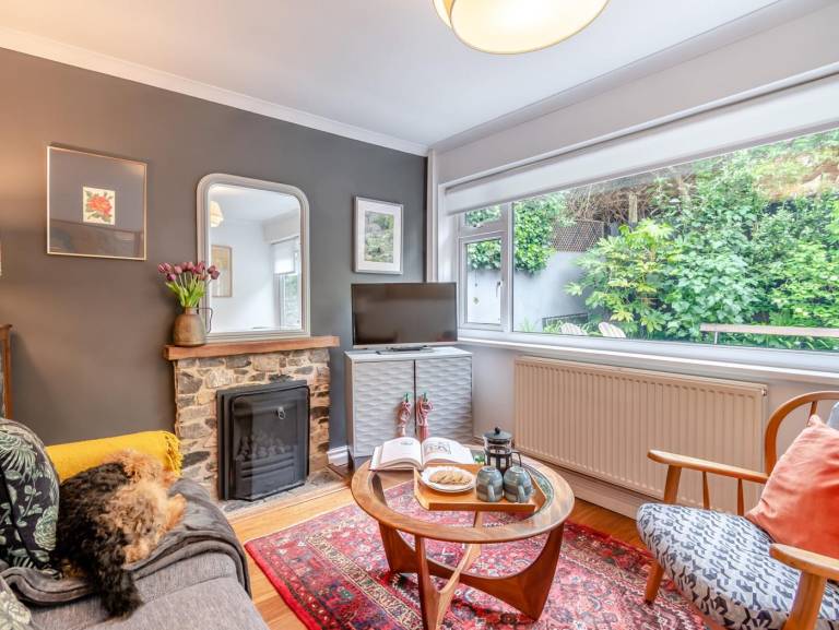 Vacation home with garden | Close to the beach | Pets are welcome in Tenby