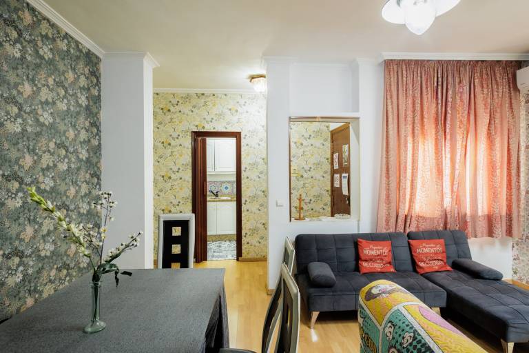 Apartment with patio | Next to Seville Cathedral | City view | Good for workation — photo 2