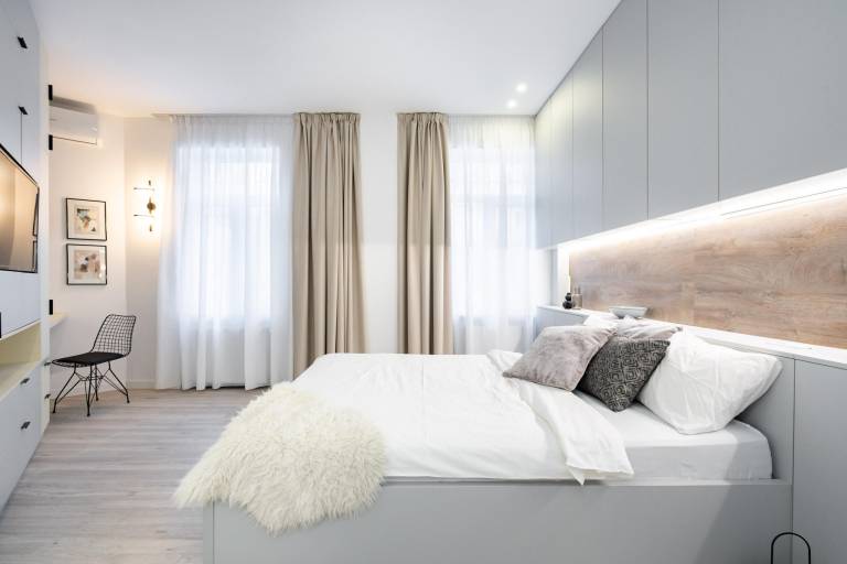 Apartment | Next to Stavropoleos Monastery | Perfect for remote work in Bucharest