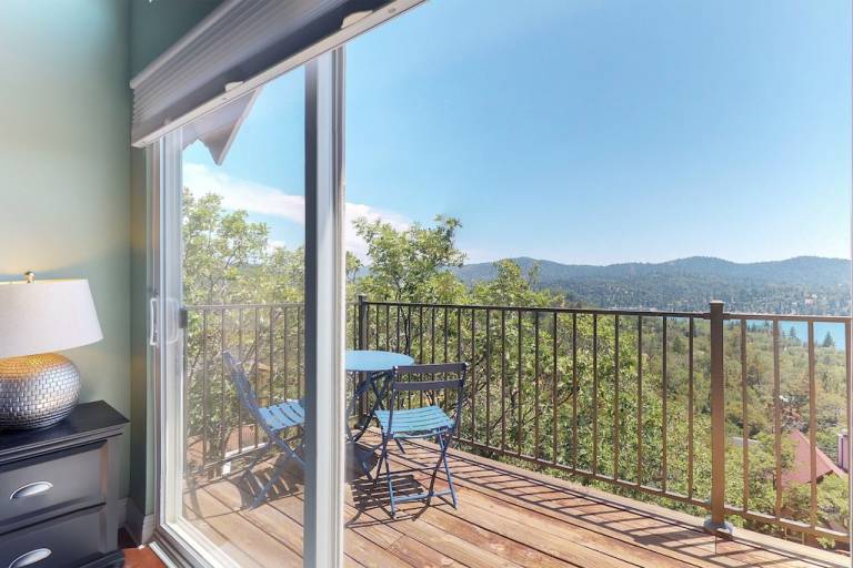 House Lake Arrowhead