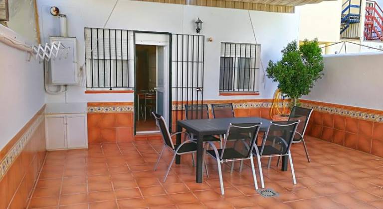 House with patio in Chipiona