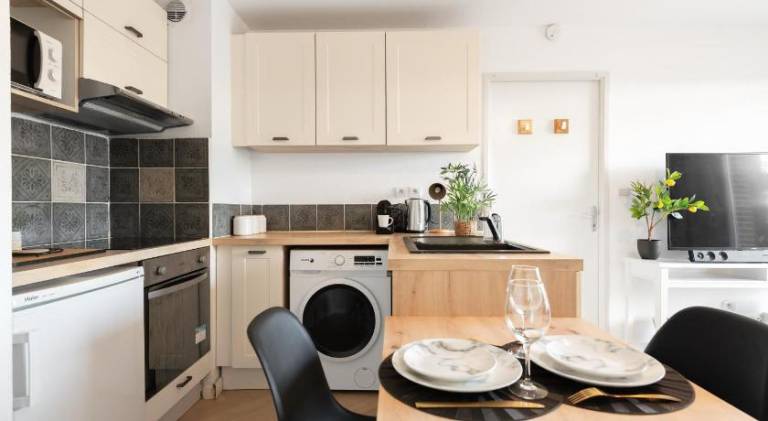 Rental apartment with terrace — photo 2
