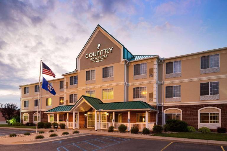 Country Inn & Suites by Radisson, Big Rapids, MI in Big Rapids, MI
