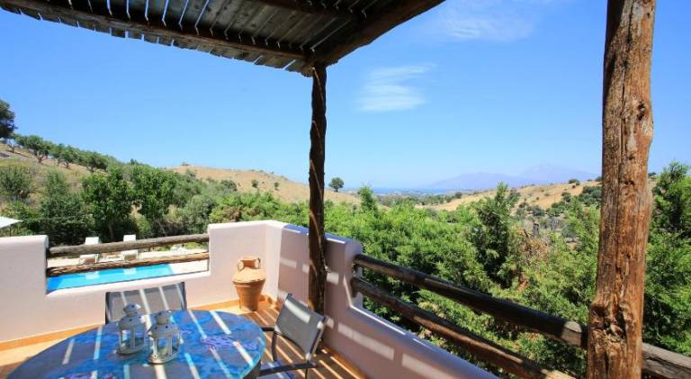 Beautiful villa with private pool, BBQ & garden | Pets are welcome — photo 2
