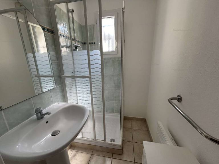 Vacation home with private pool & barbecue — photo 5